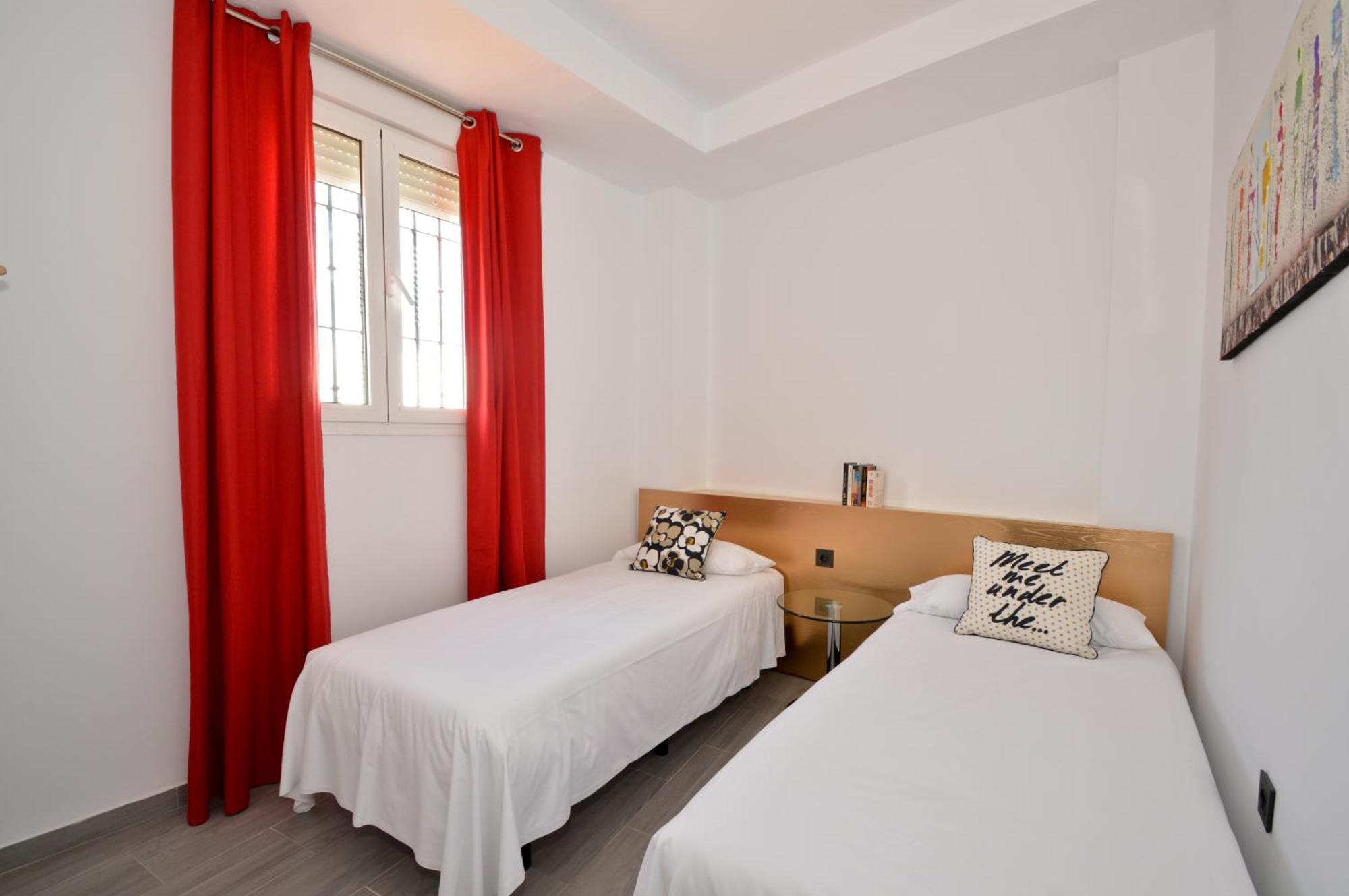The Zentral Suites & Apartments Seville Exterior photo